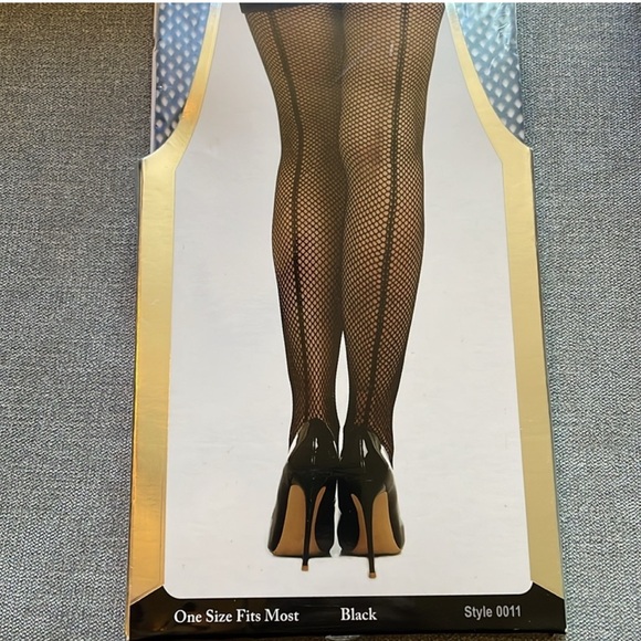 Dreamgirl Fishnet Pantyhose with Back Seam - Picture 4 of 4